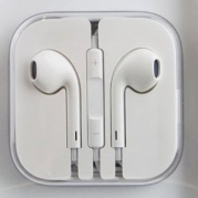 niceEshop Earbuds EarPods With Remote And Mic Earphone Headphone For IPhone 3/4/5, Ipad, Ipod - White (Crystal Box Packing) +Free niceEshop Cable Tie
